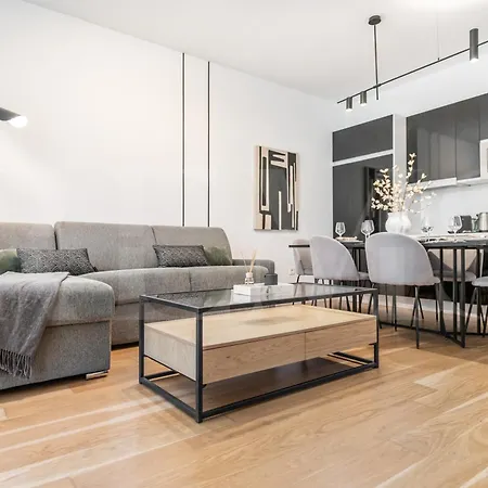Central Apartment With Picasso Vibes By Rems Malaga Exterior photo